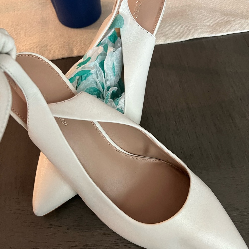 White BCBG Generation sling backs - Picture 4 of 4